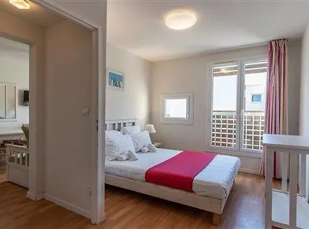 Hotel L Ile D Or 2*