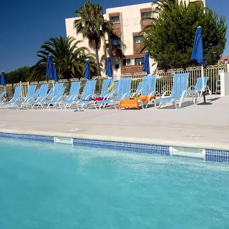 Hotel L Ile D Or 2*