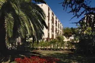 Hotel L Ile D Or 2*